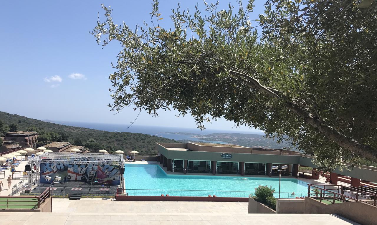 Centro Vacanze Cugnana Verde Portisco Εξωτερικό φωτογραφία